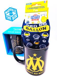 le Mug OM et la paire de chaussettes